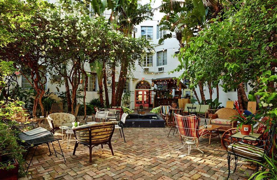 BrokenShaker-Miami-USA-01