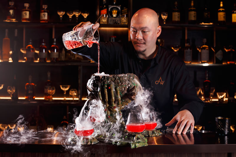 Stories20-IndulgeLOTL-AkiW2